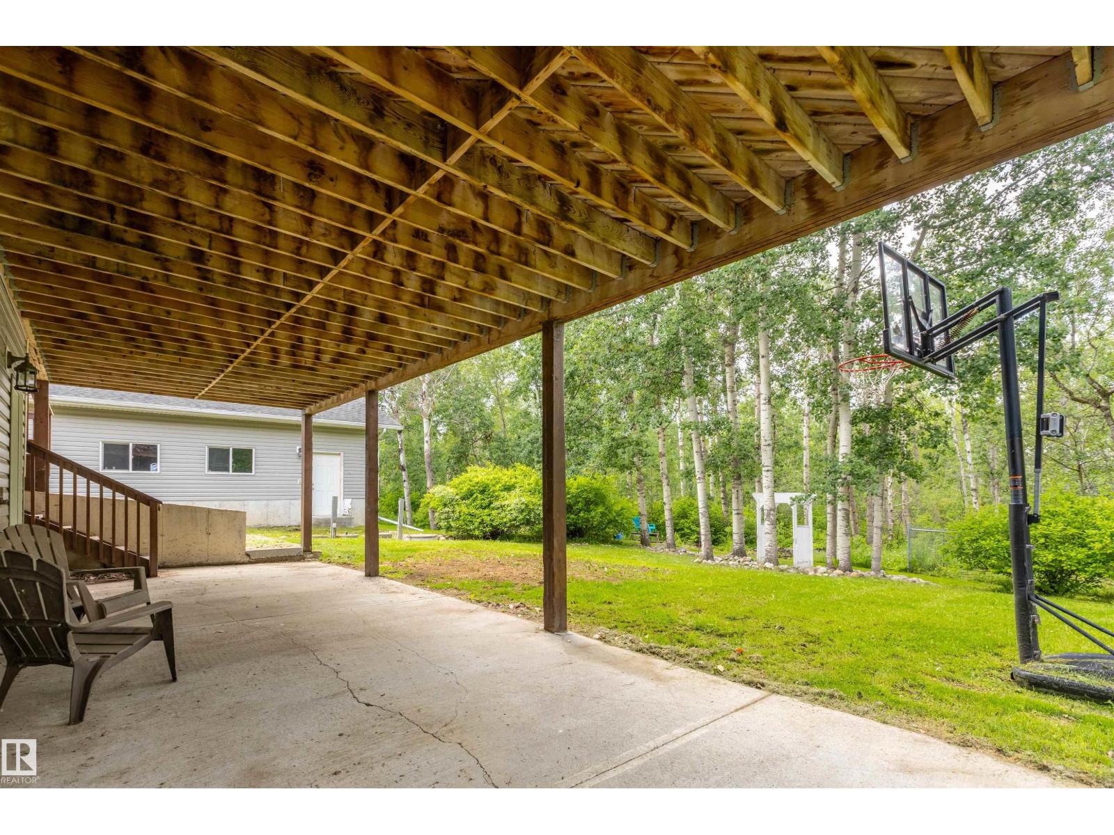 #202 55109 HWY 777 - 46