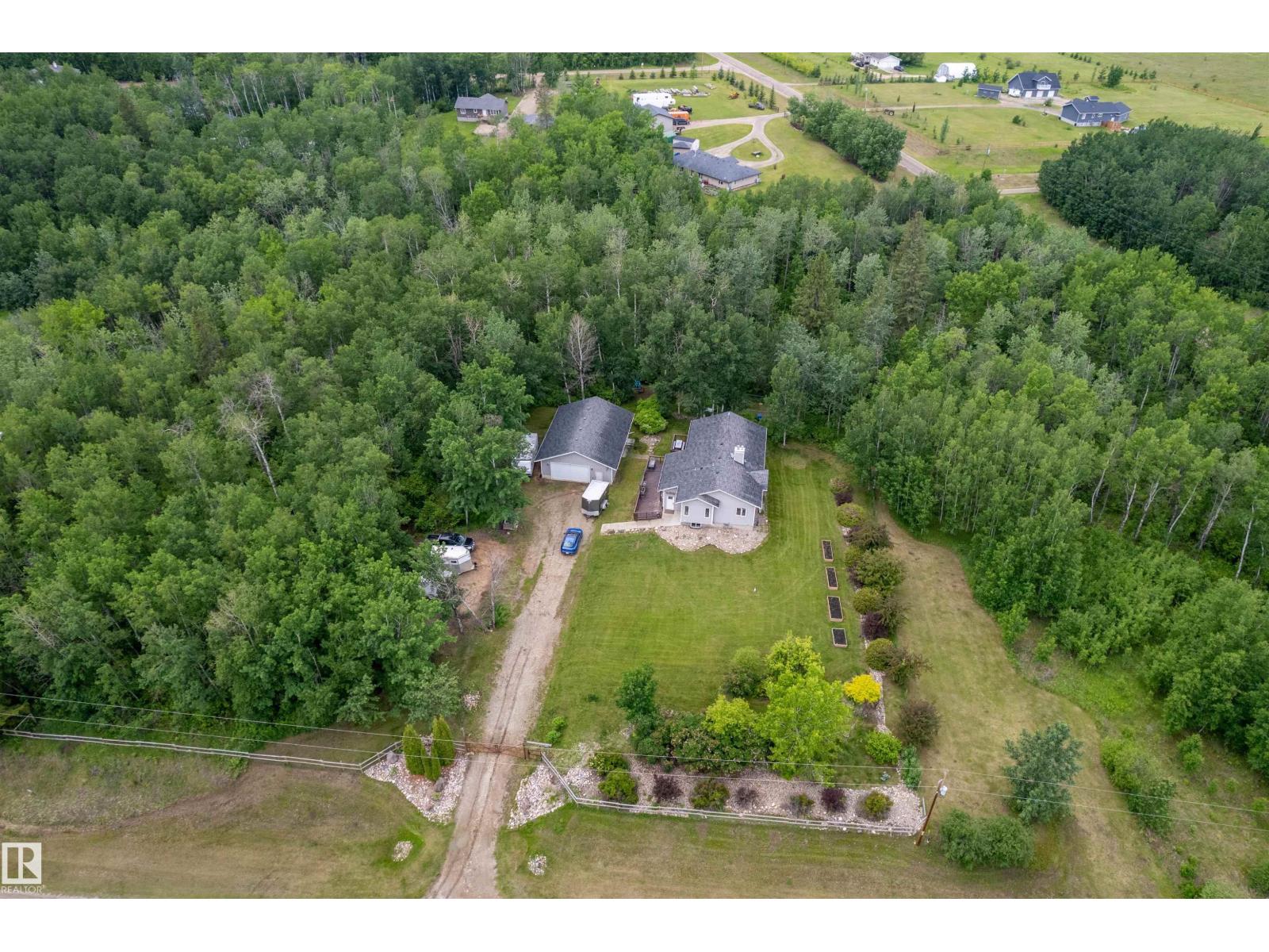 #202 55109 HWY 777 - 55
