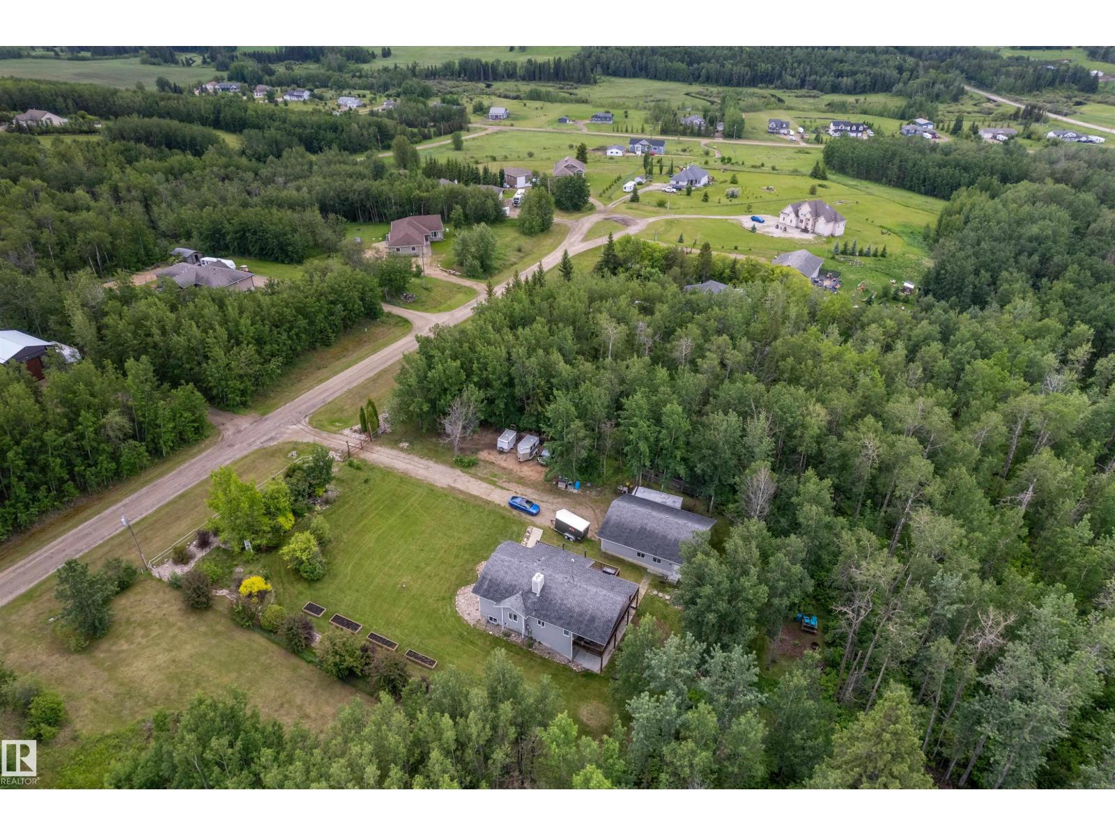#202 55109 HWY 777 - 59