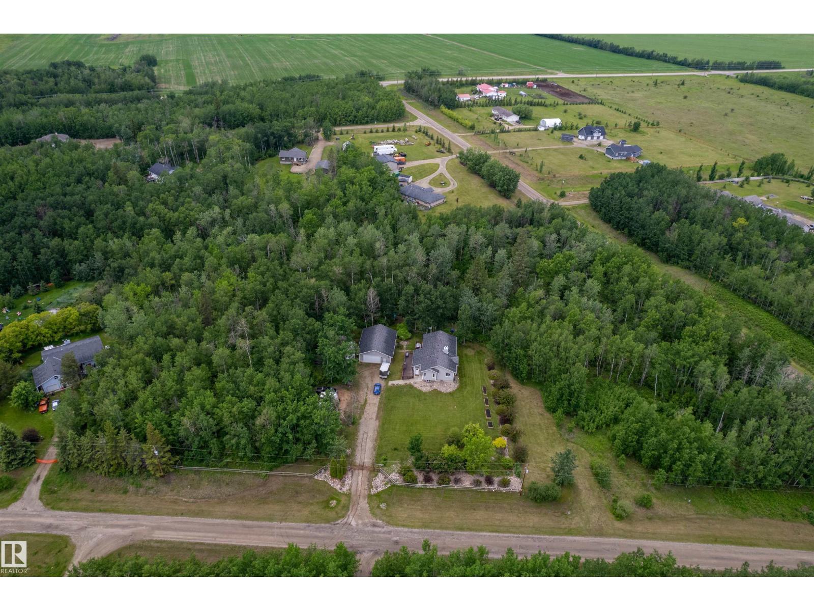 #202 55109 HWY 777 - 61