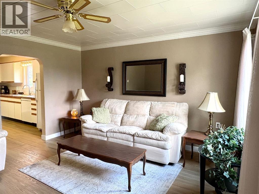 107 1 Avenue - photo 4