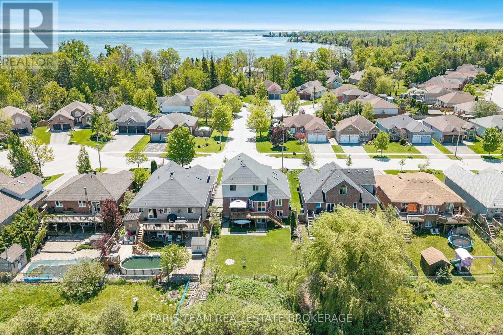 616 GLEN CEDAR CRESCENT - 44