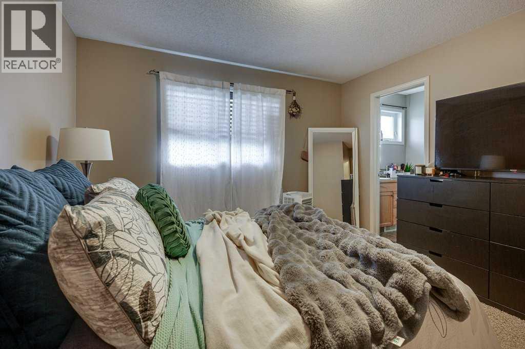 39 Isaacson Crescent, Red Deer