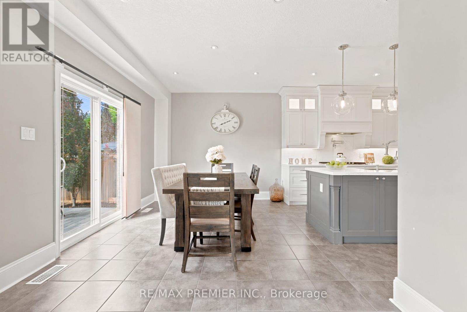 19 BURT AVENUE - 20