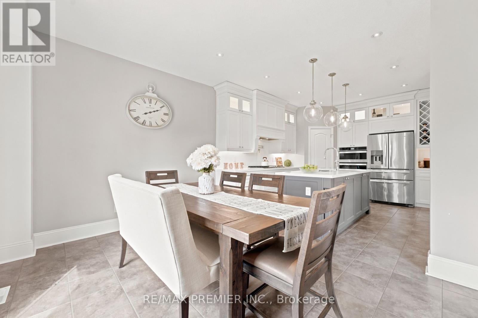 19 BURT AVENUE - 21