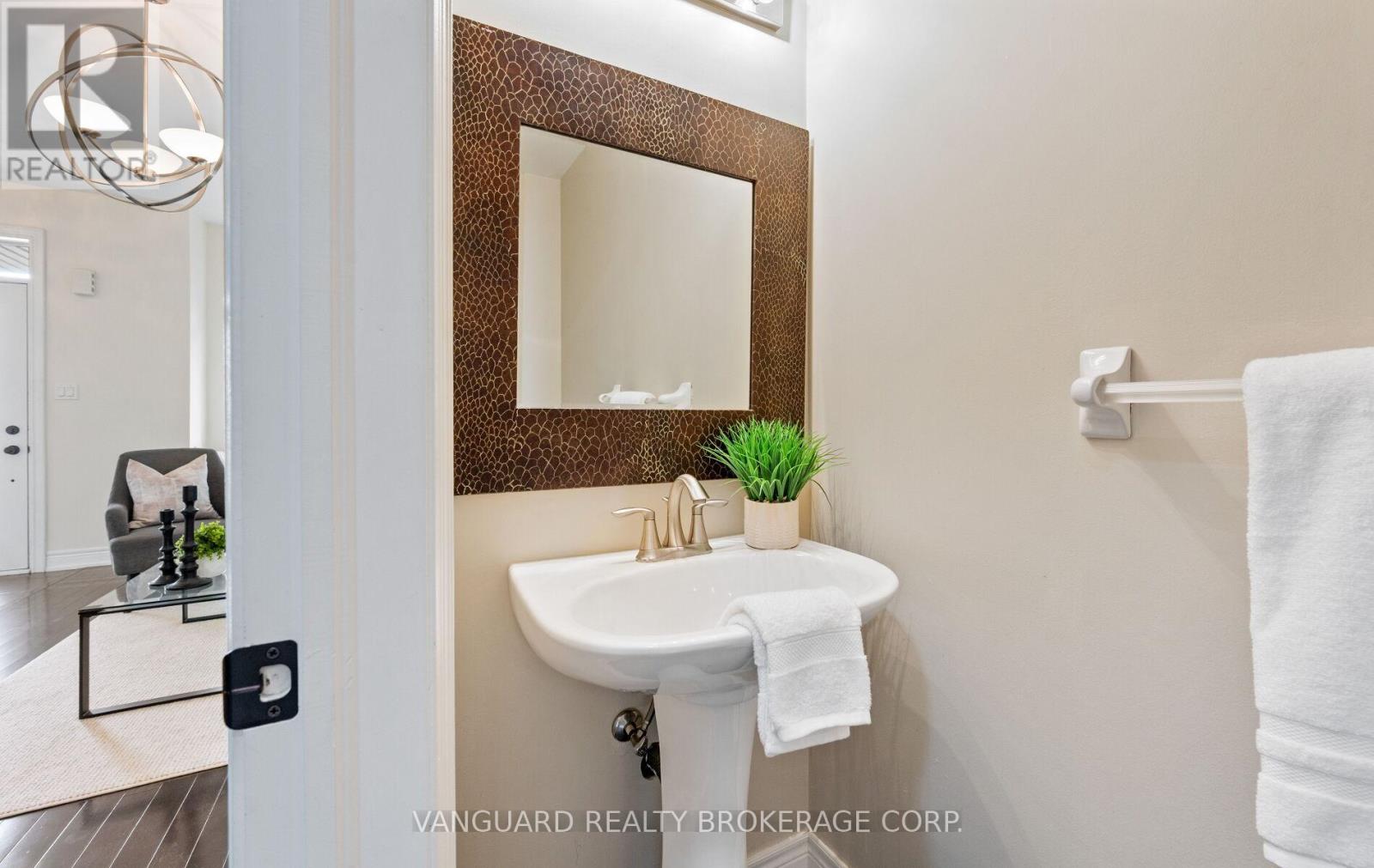 #3 8441 ISLINGTON AVENUE - 13