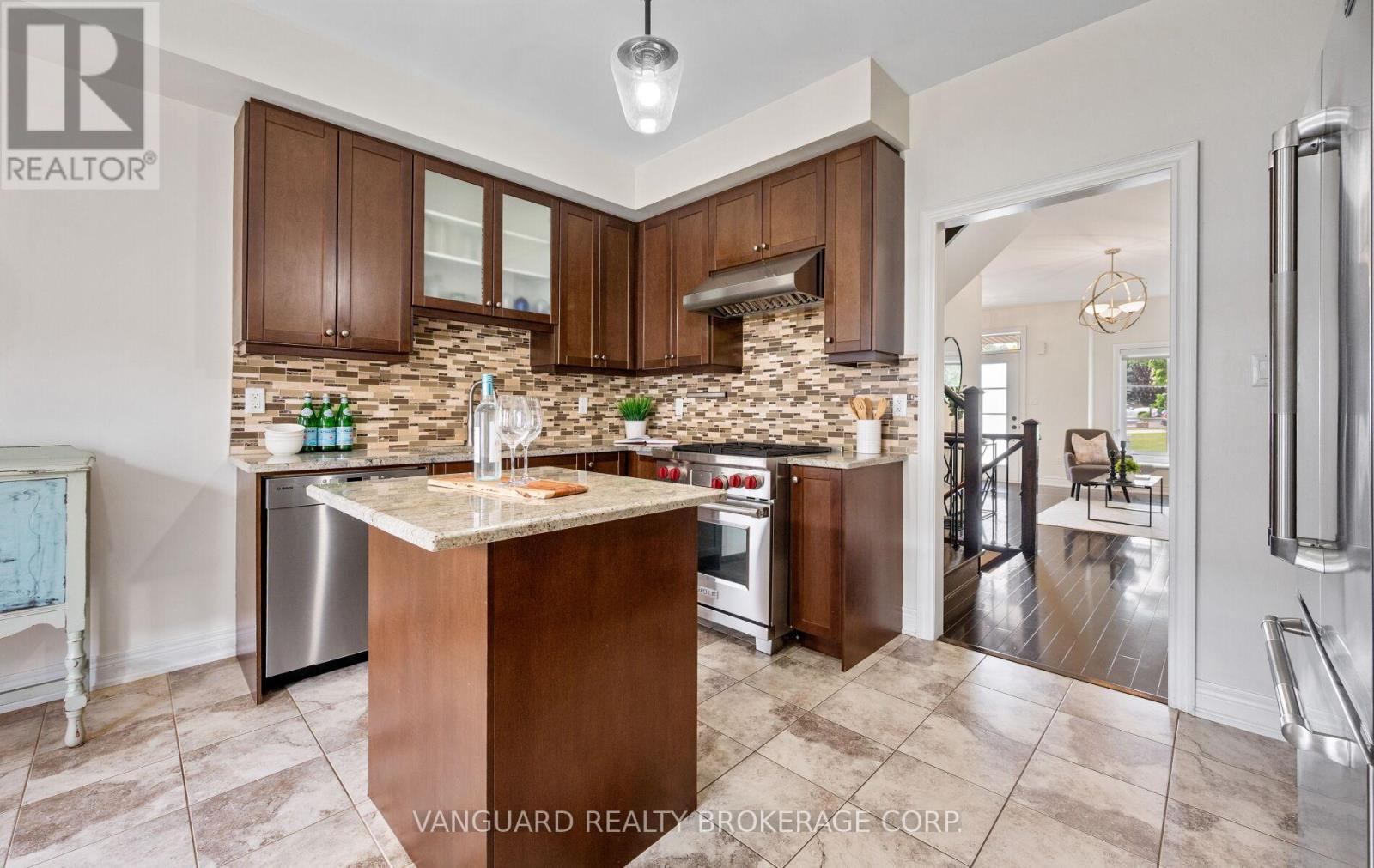 #3 8441 ISLINGTON AVENUE - 21