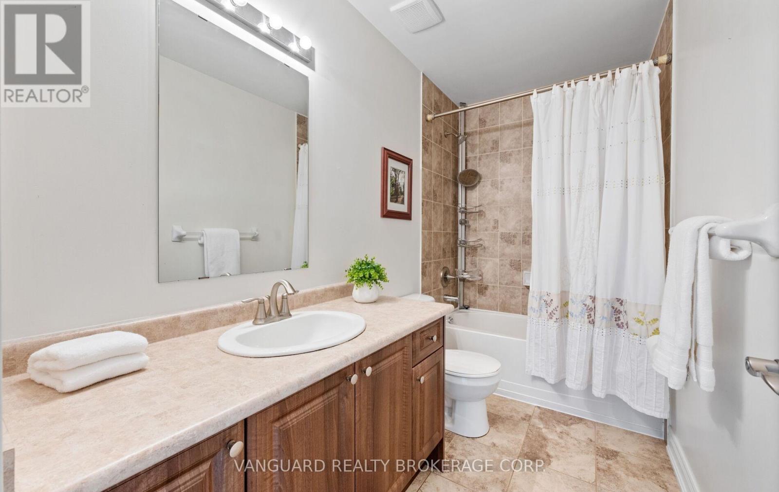 #3 8441 ISLINGTON AVENUE - 30