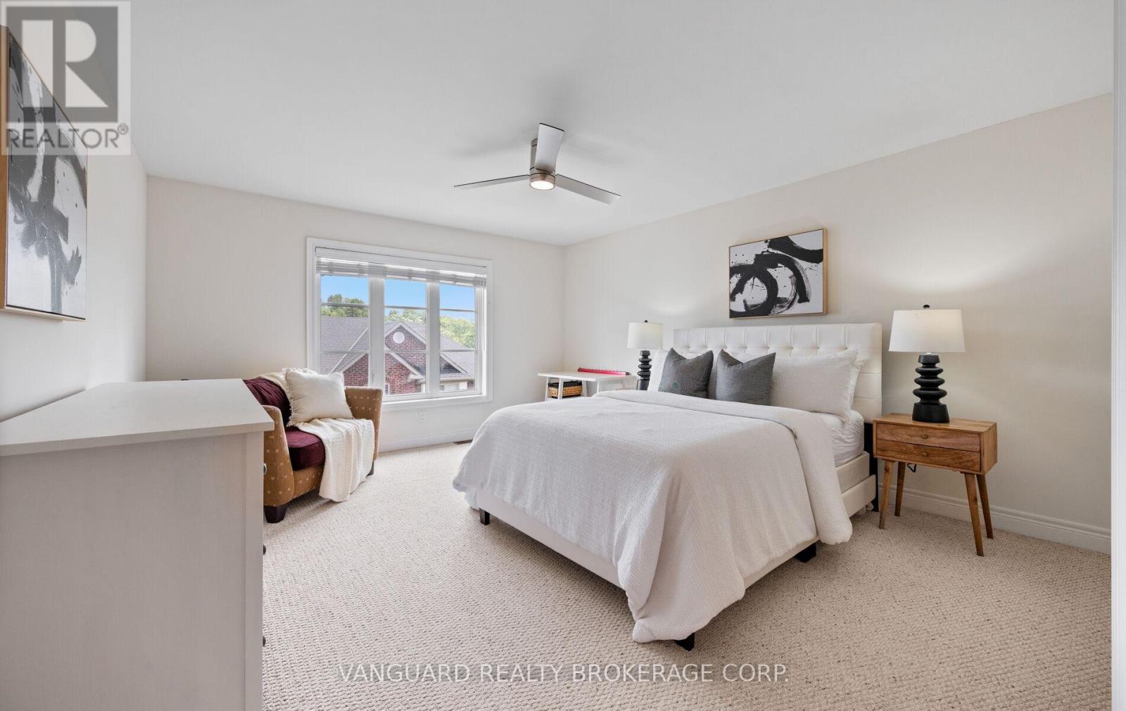 #3 8441 ISLINGTON AVENUE - 37