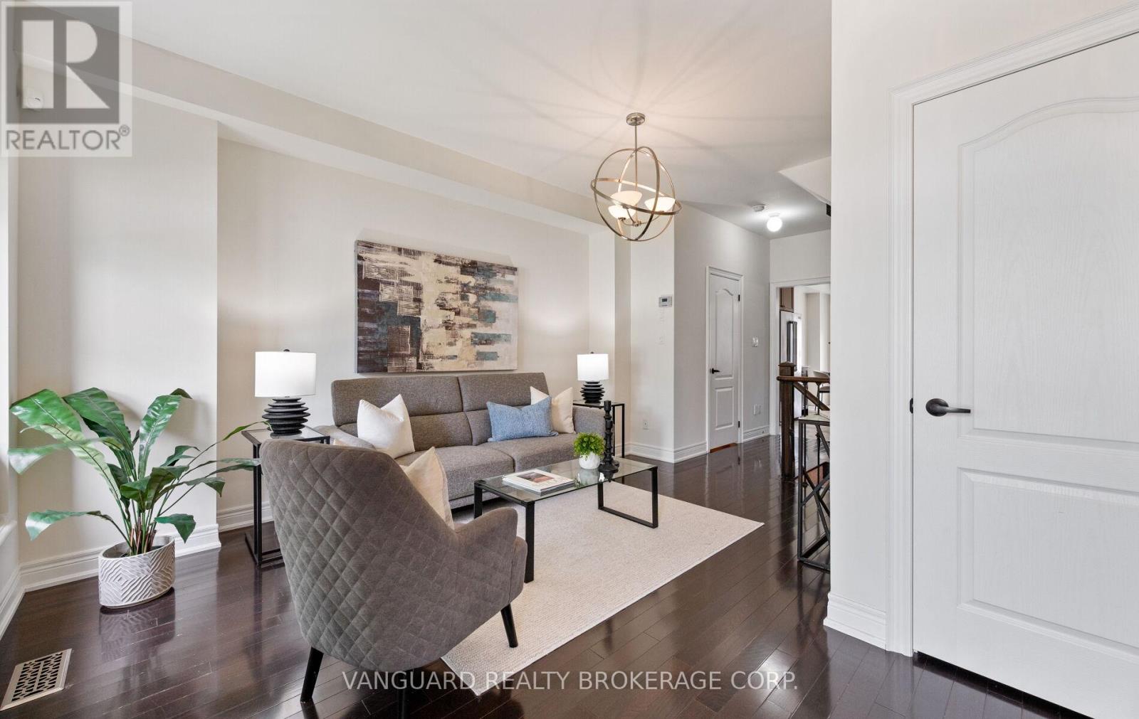 #3 8441 ISLINGTON AVENUE - 8