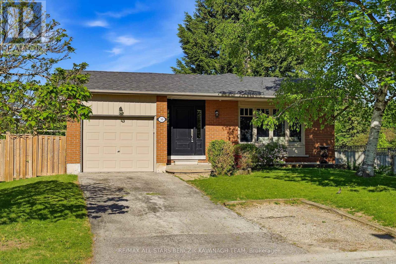 30 SIR CARADOC PLACE - 1