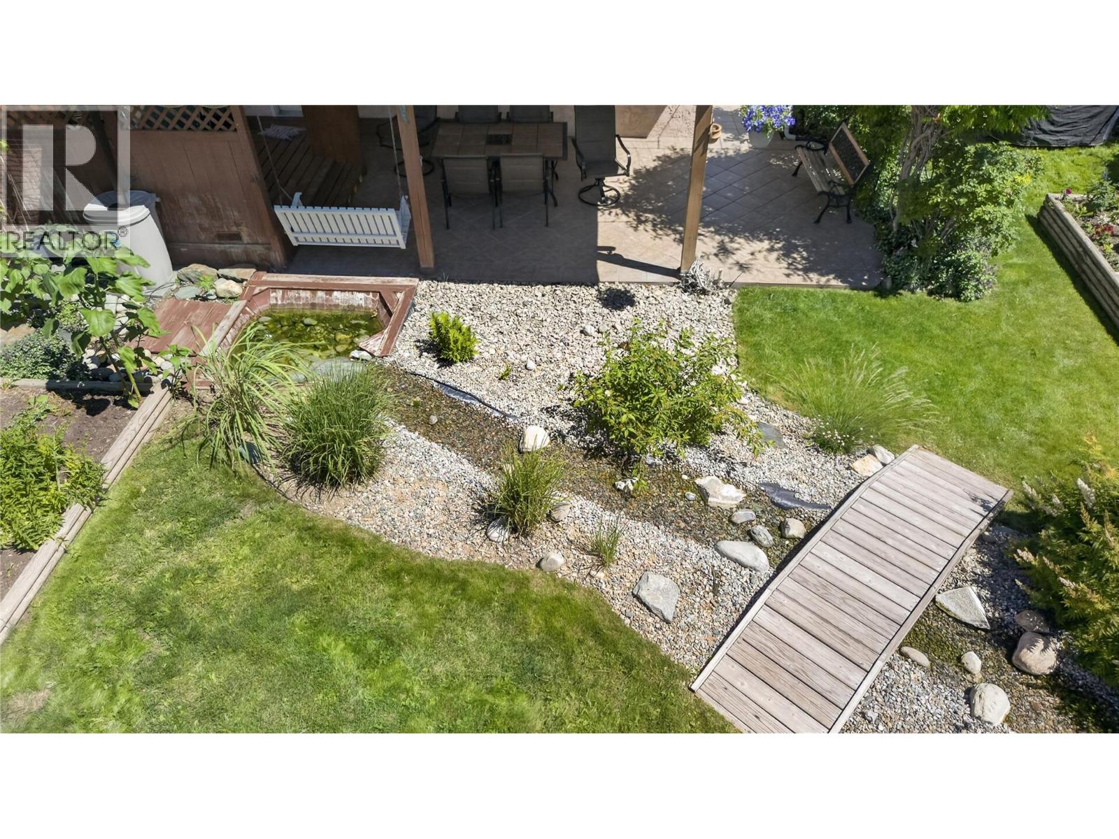 5880 Okanagan Street - 29