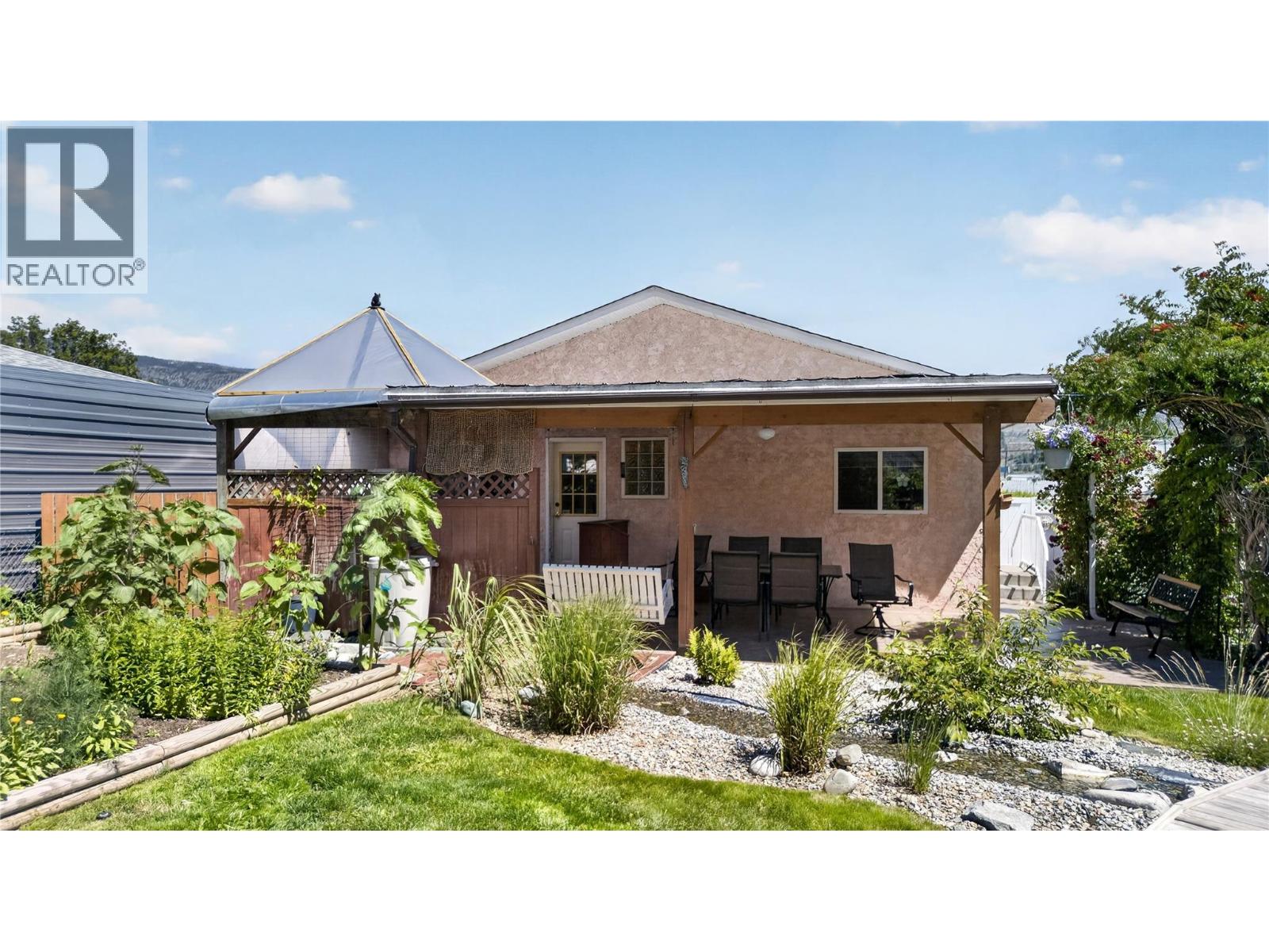 5880 Okanagan Street - 3