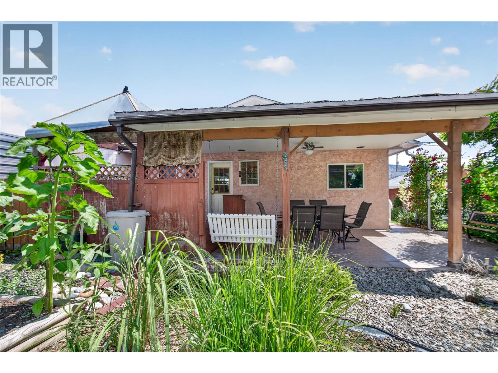 5880 Okanagan Street - 30