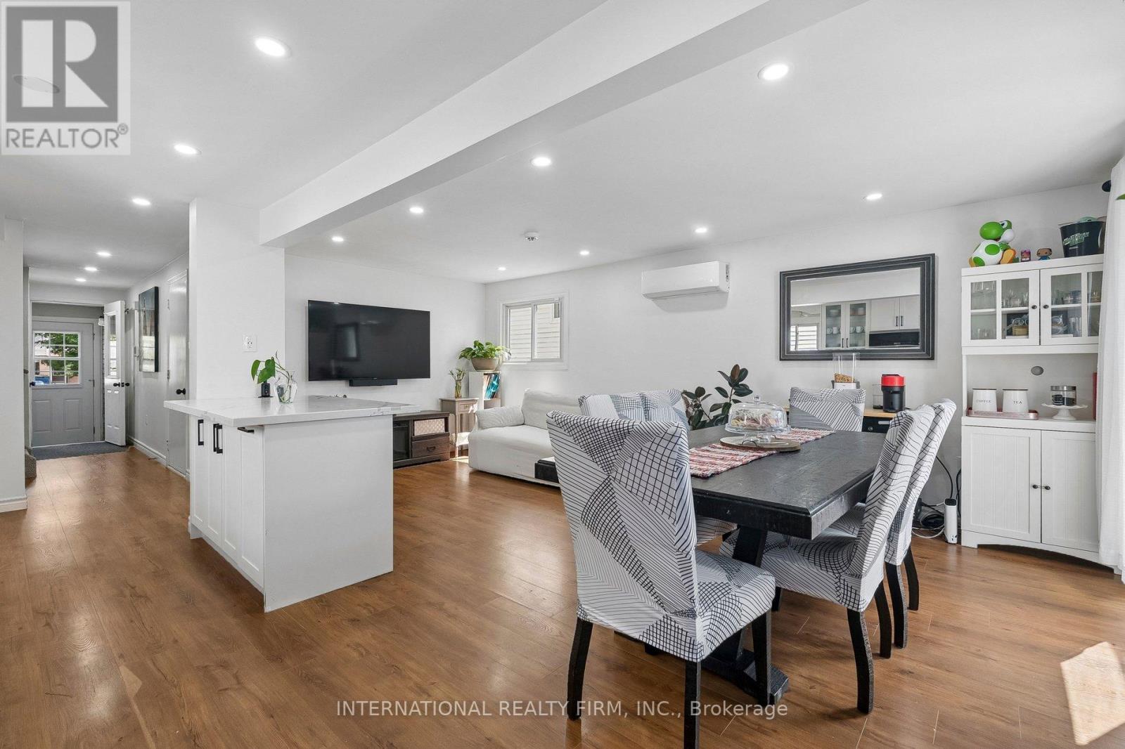 206 HICKLING TRAIL - 7