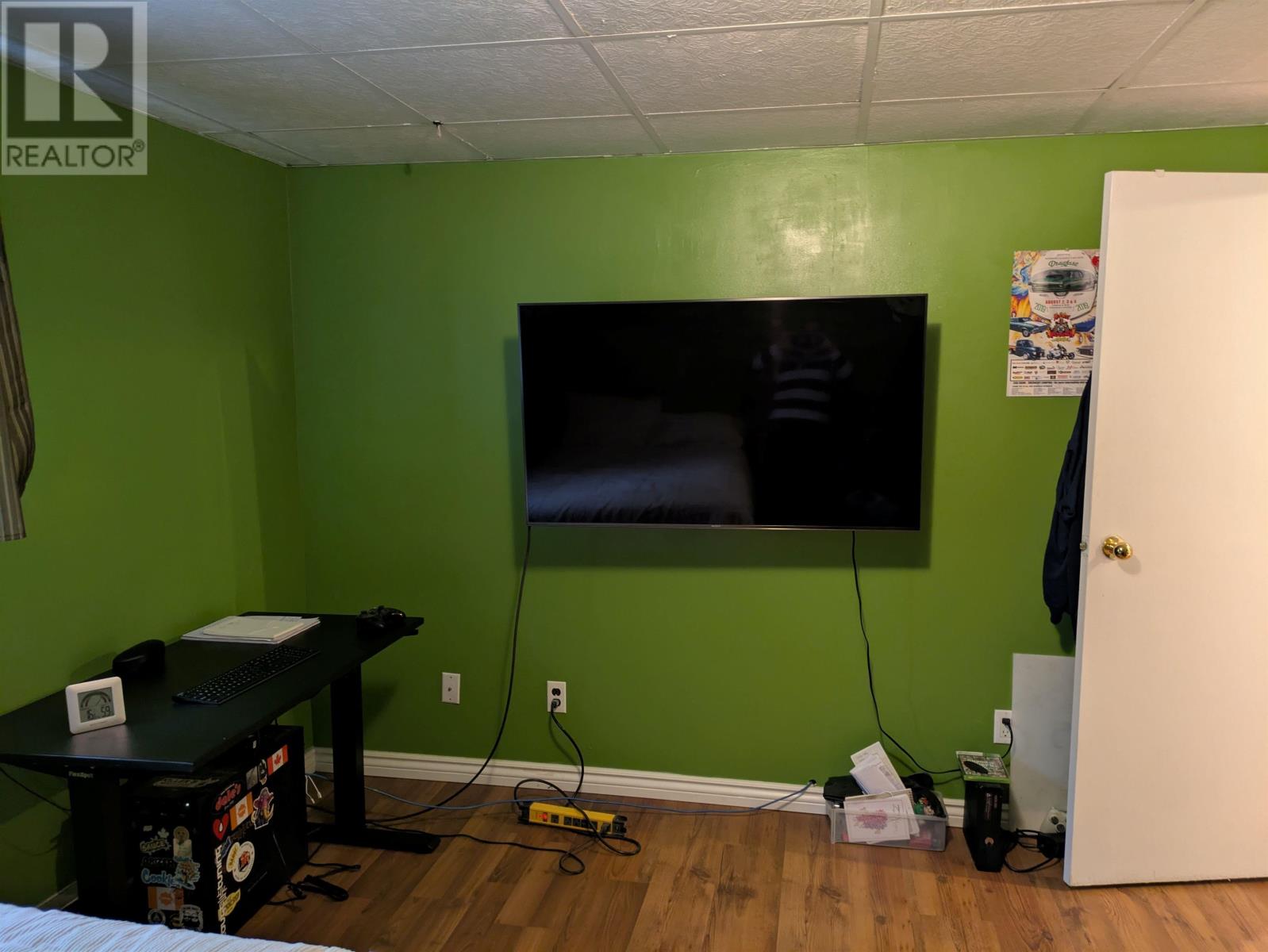 34 Hemlo Drive - 27