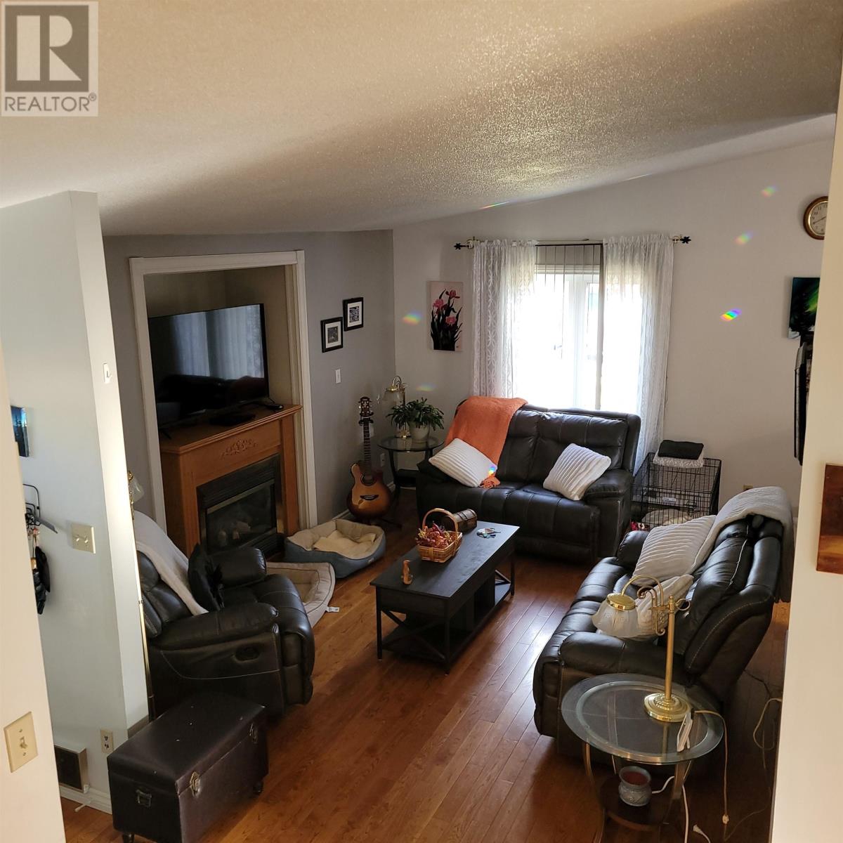 34 Hemlo Drive - 6