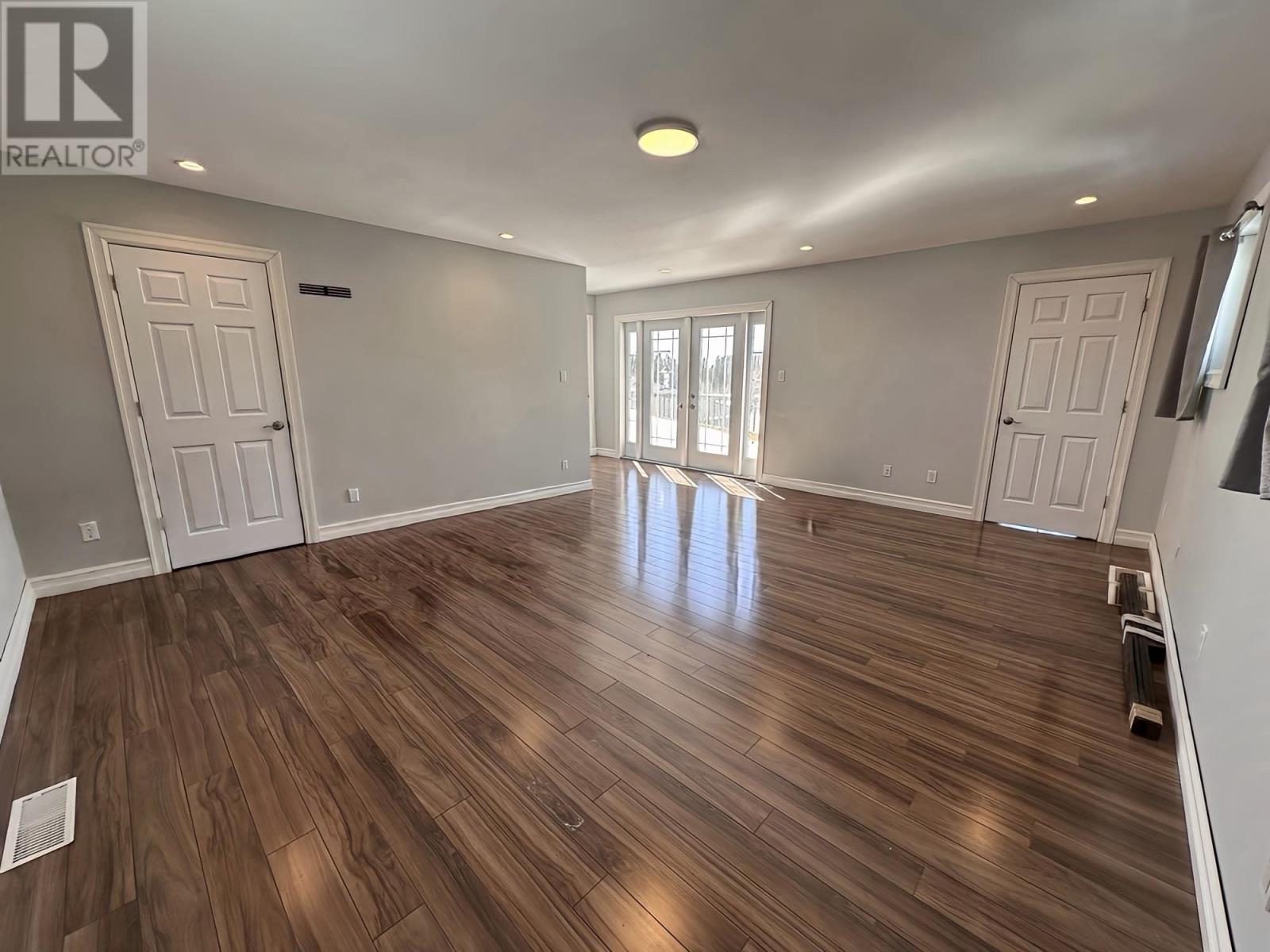 123 Christie PL - 11