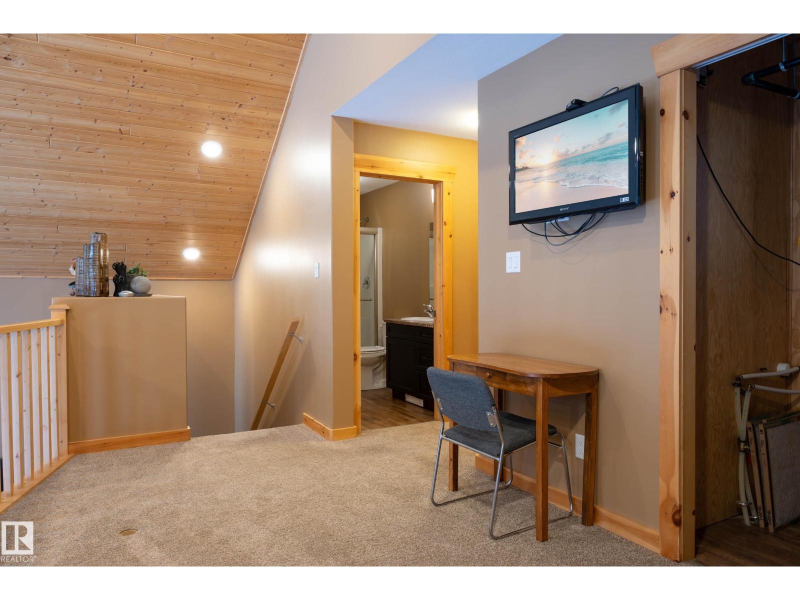 120 Lakeshore DR — photo 21