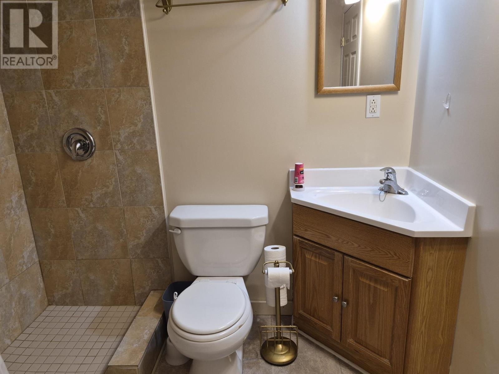 66 Jackson Crescent - 22
