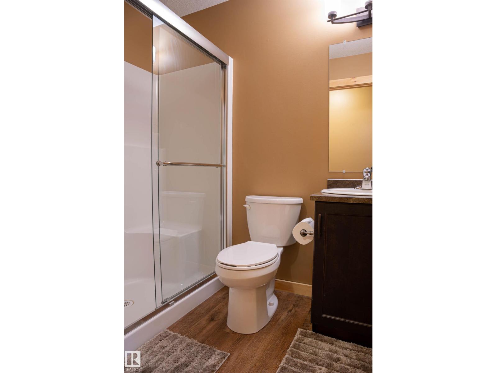 120 Lakeshore DR - 17