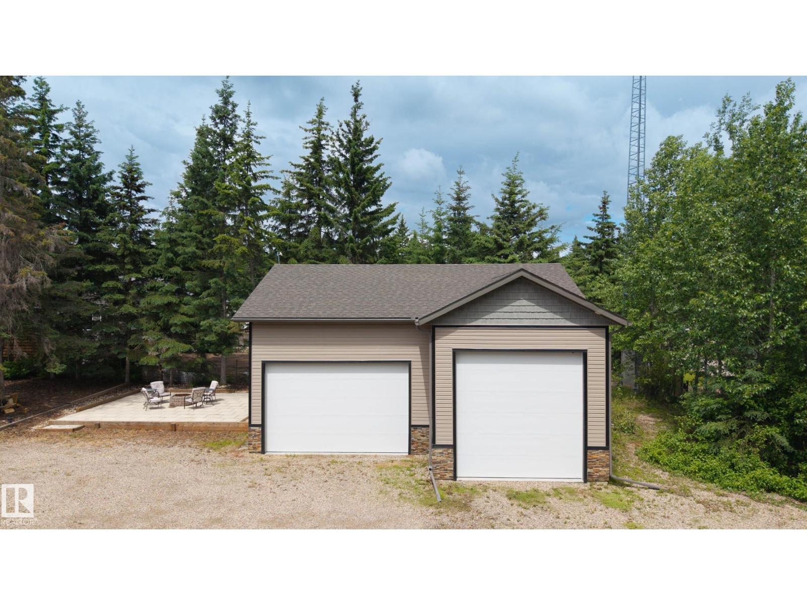 120 Lakeshore DR — photo 34