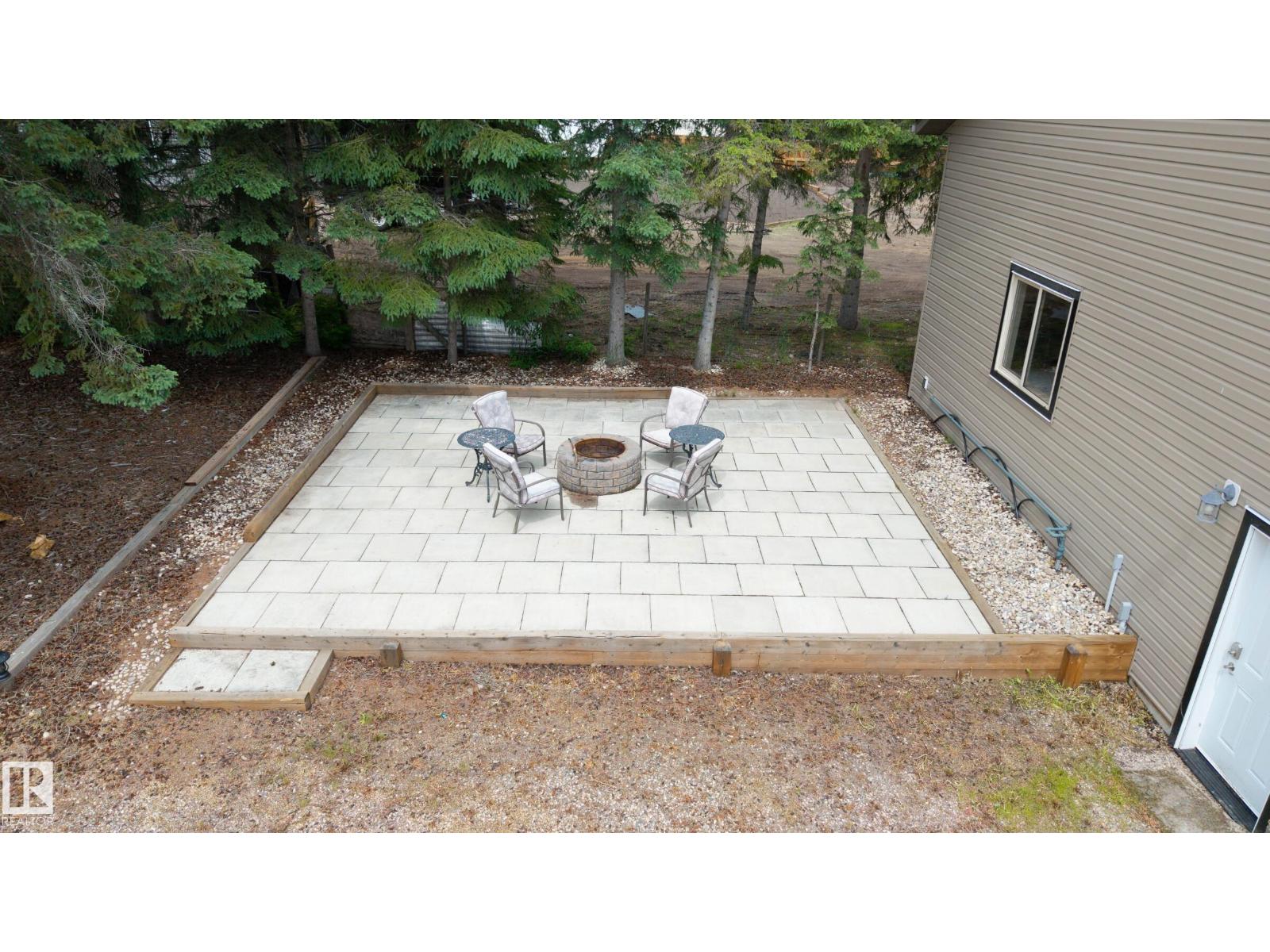 120 Lakeshore DR — photo 39