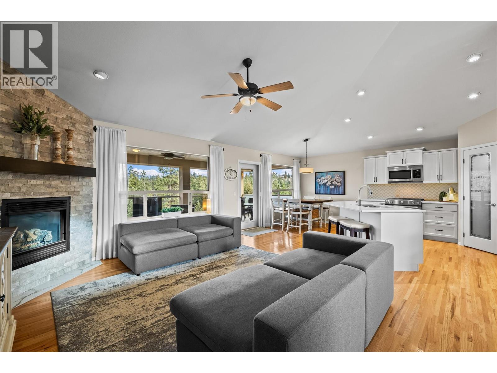 #18 2155 Horizon Drive - 10