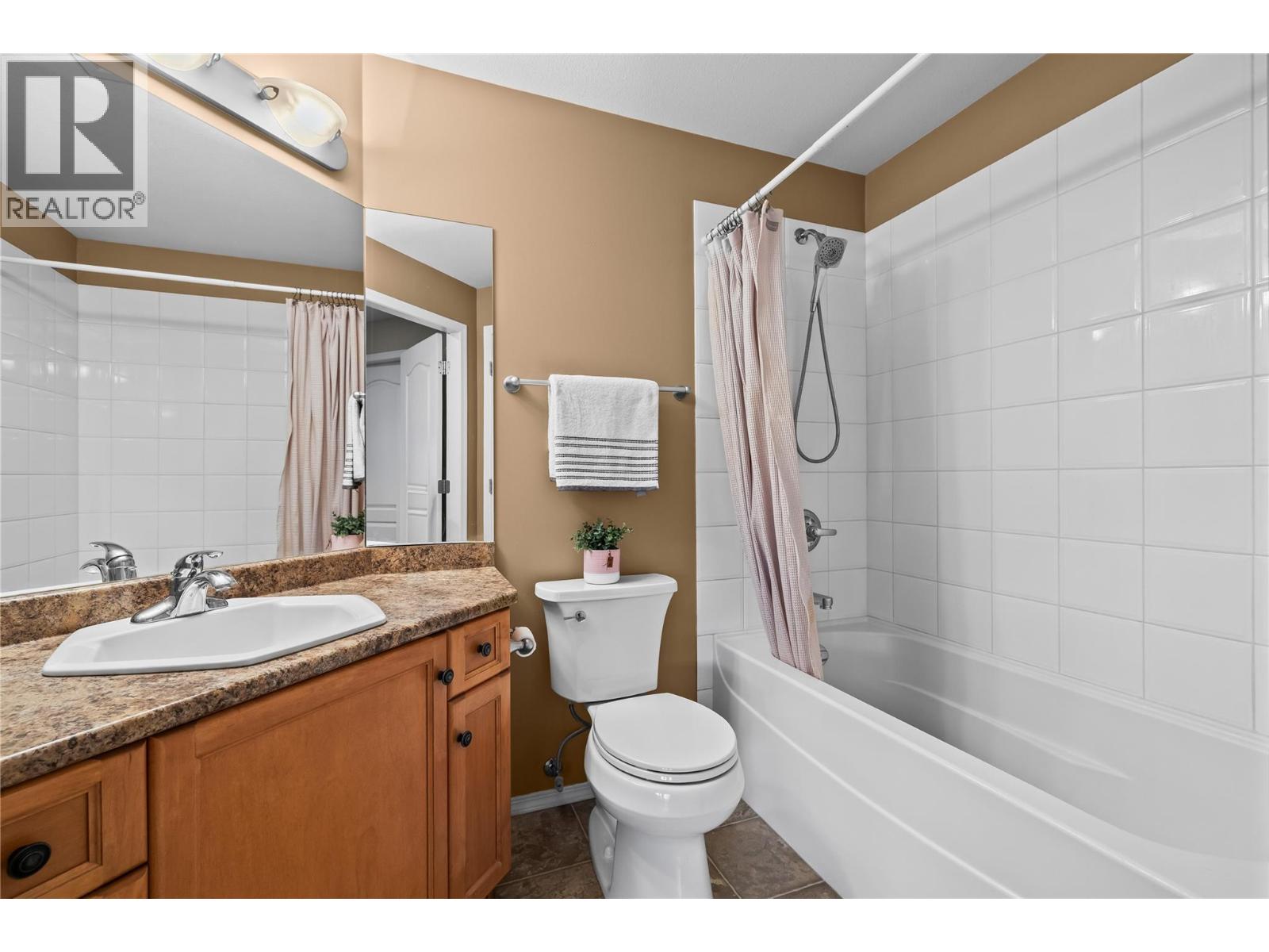 #18 2155 Horizon Drive - 37
