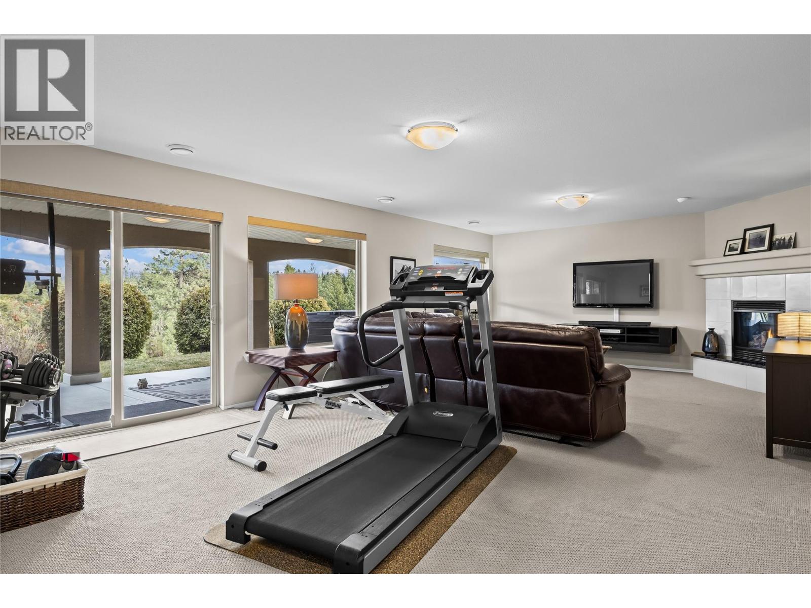 #18 2155 Horizon Drive - 33