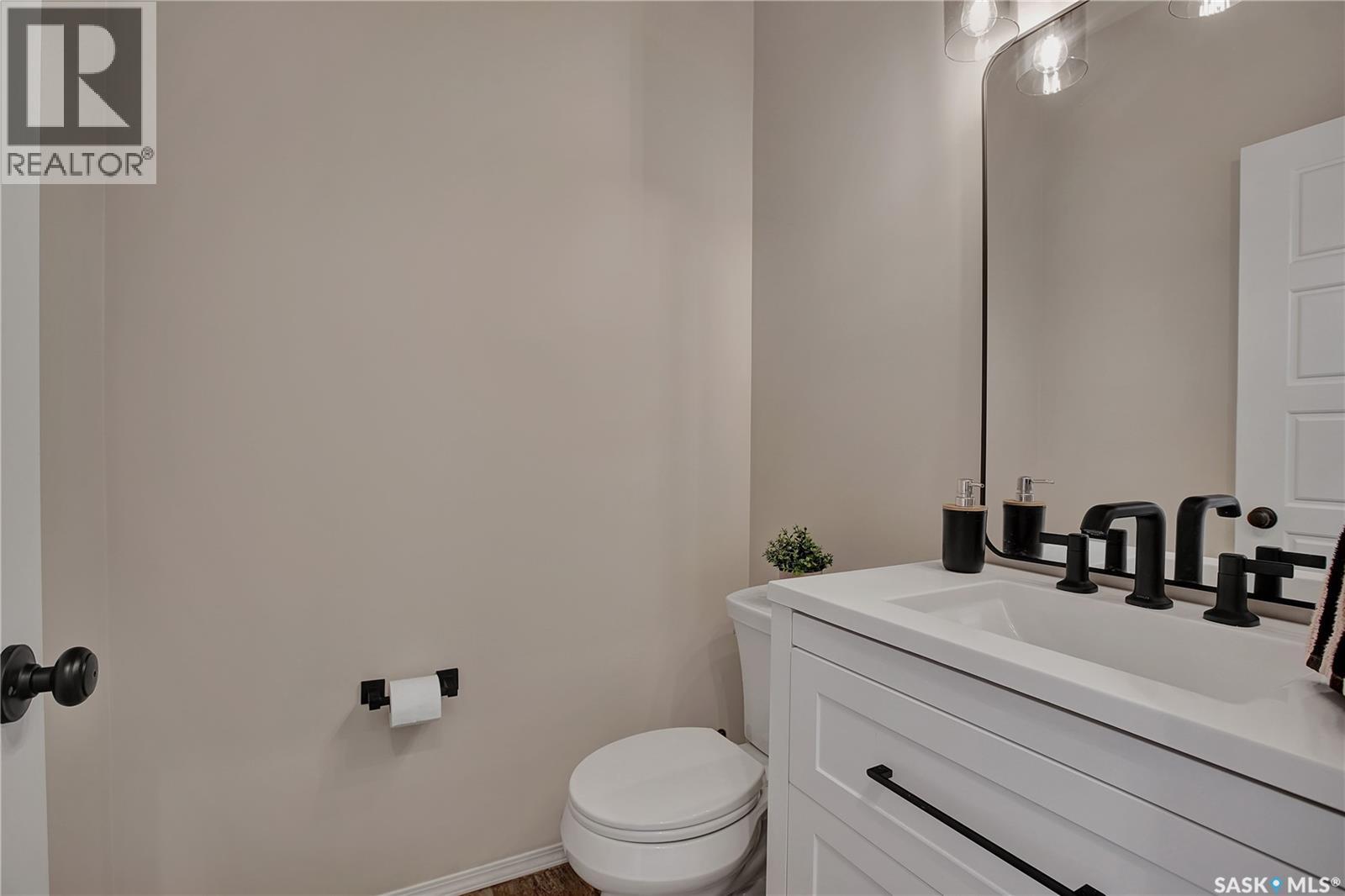 742 150 Langlois WAY — photo 8