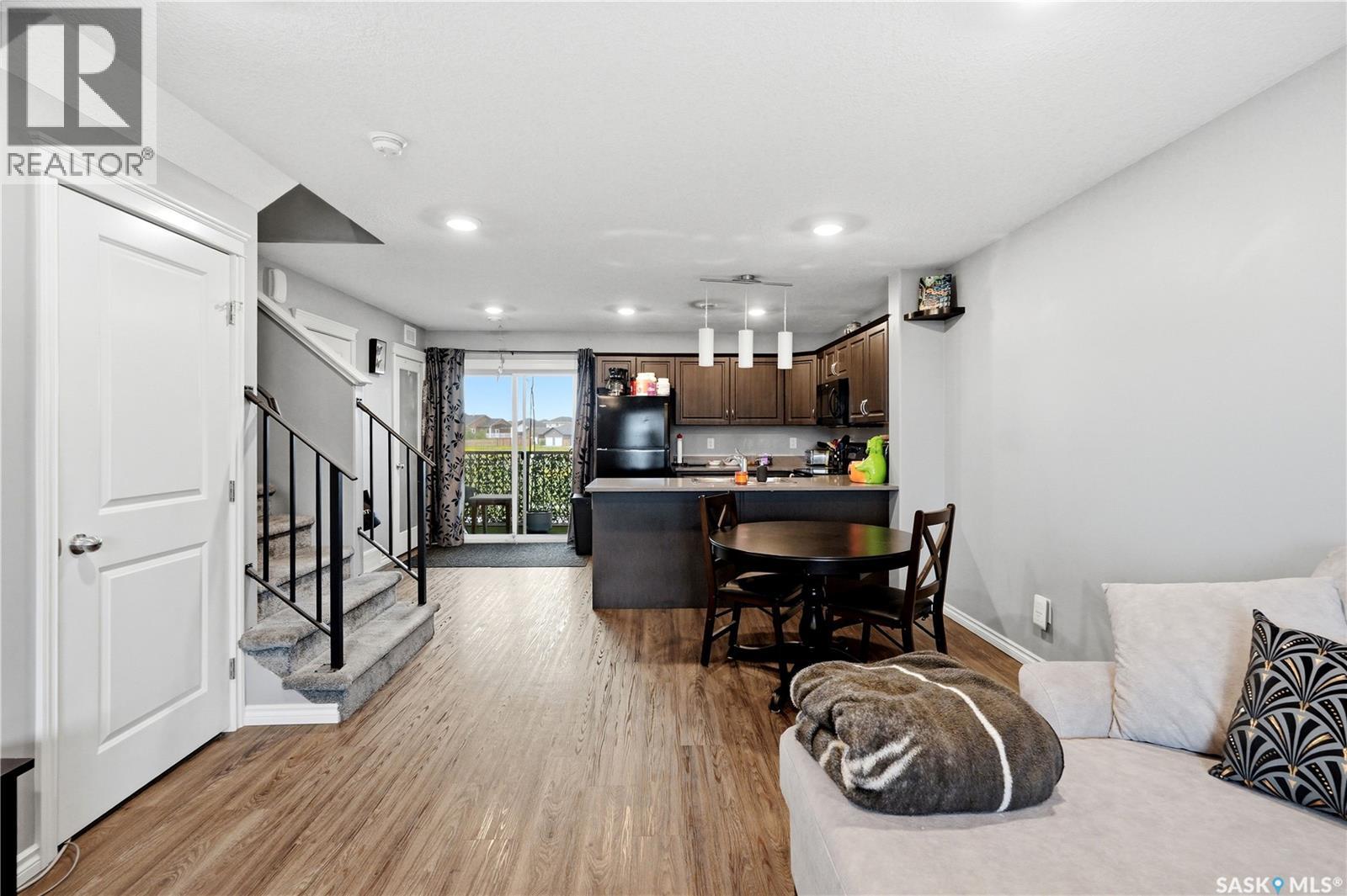 618 110 Akhtar BEND — photo 7