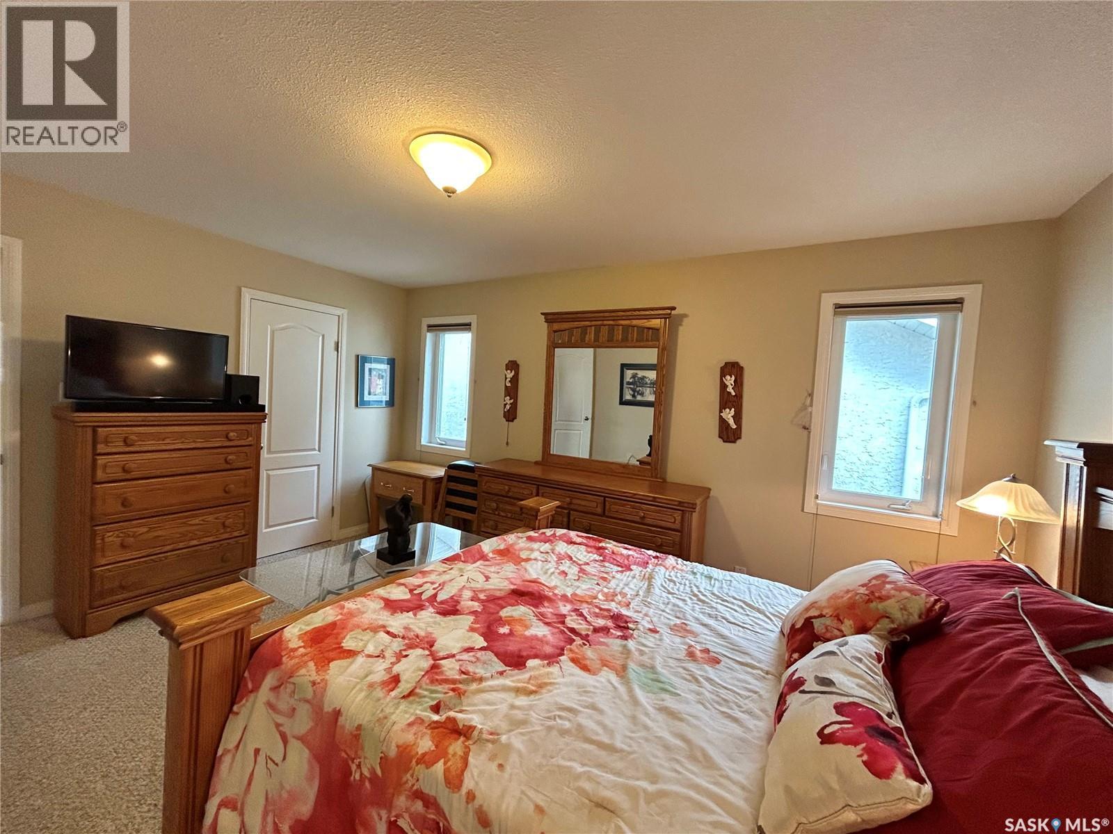 71 Longpre CRESCENT - 10