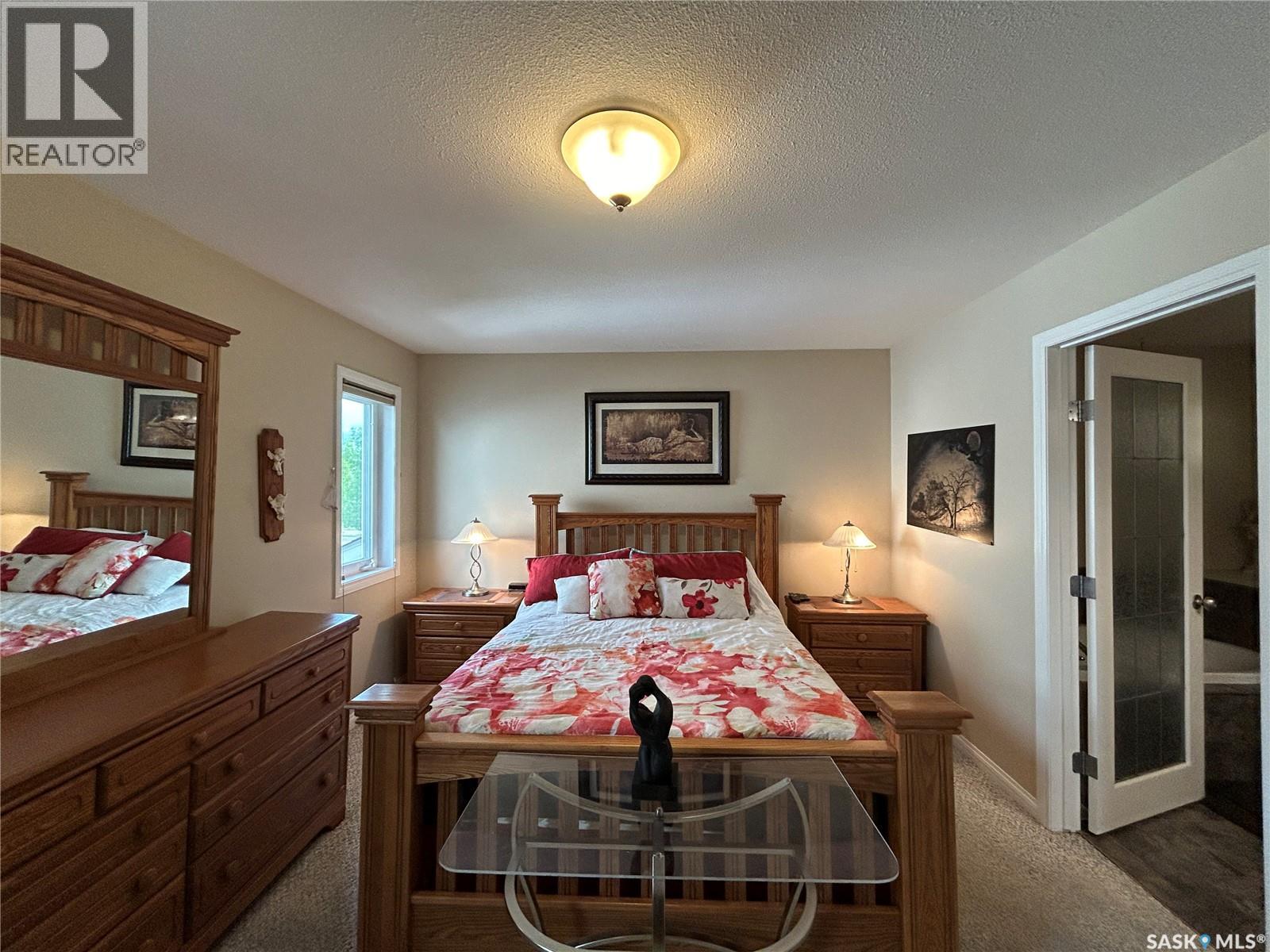 71 Longpre CRESCENT - 9