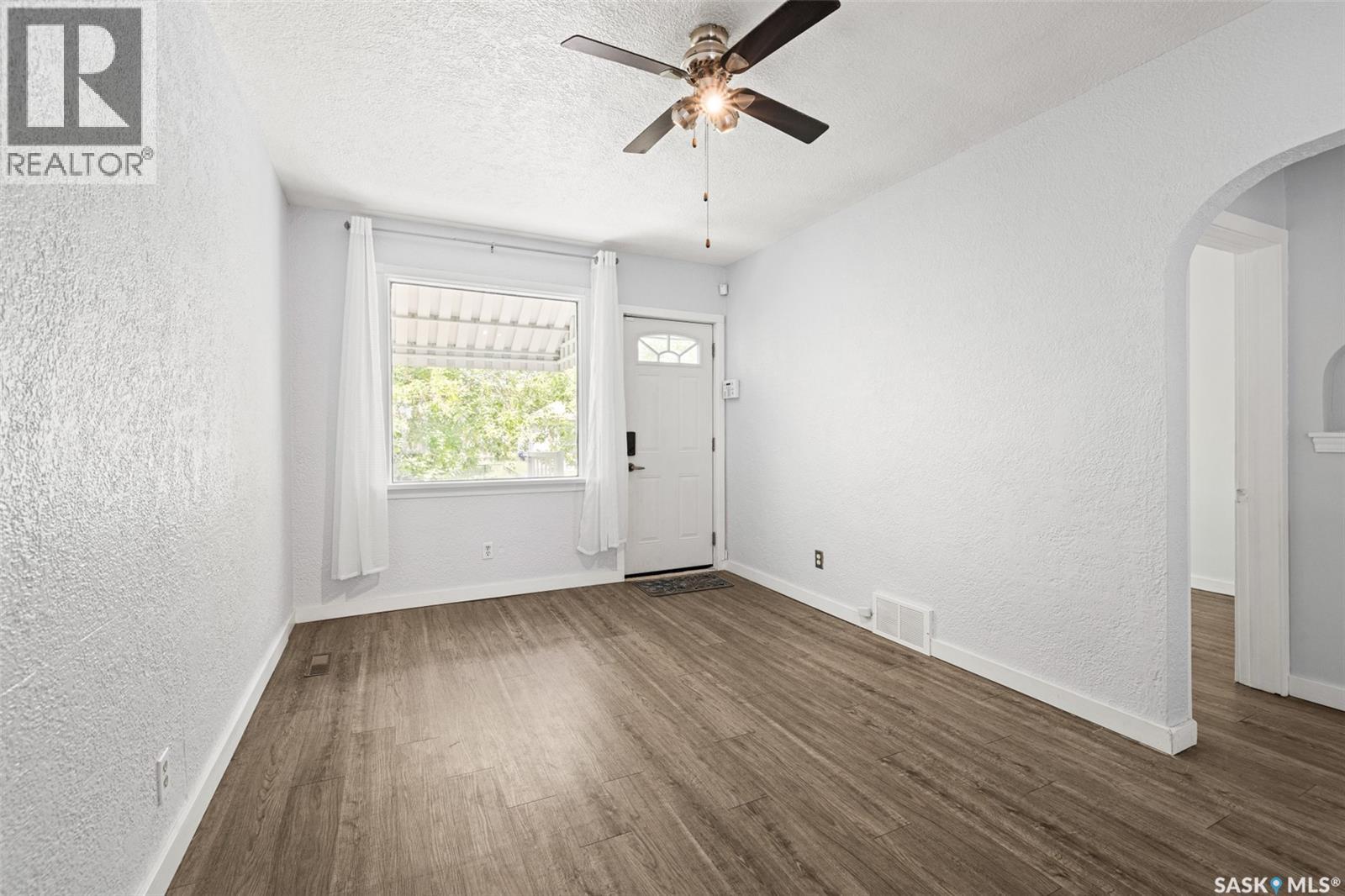 2167 Lindsay STREET - photo 5