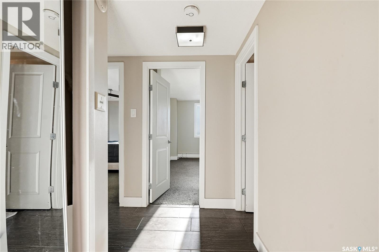 #1207 320 5th AVENUE N - 4