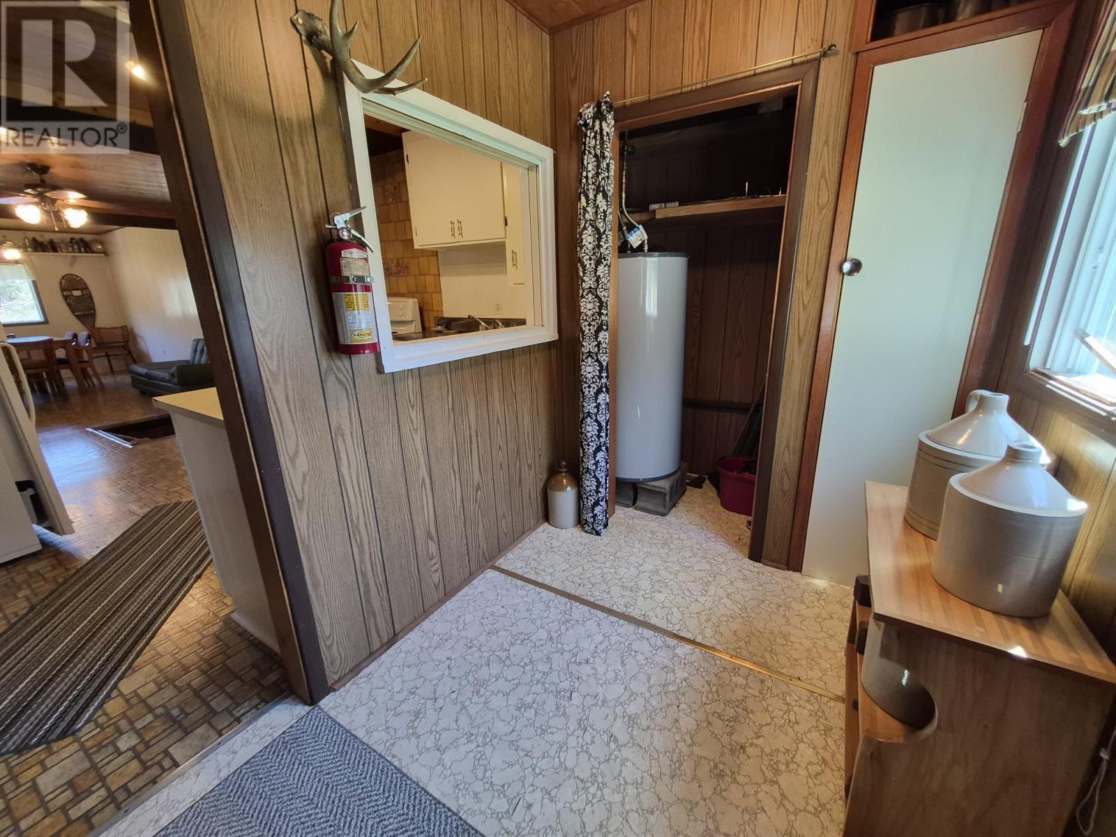 8 Jackfish Lake Road N - 25