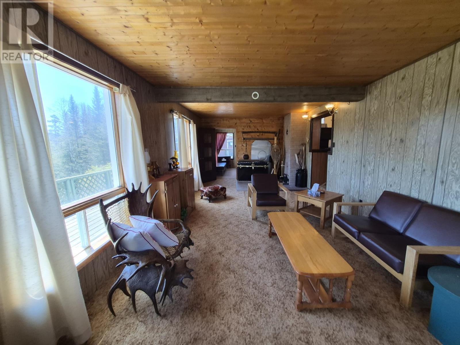 8 Jackfish Lake Road N - 36