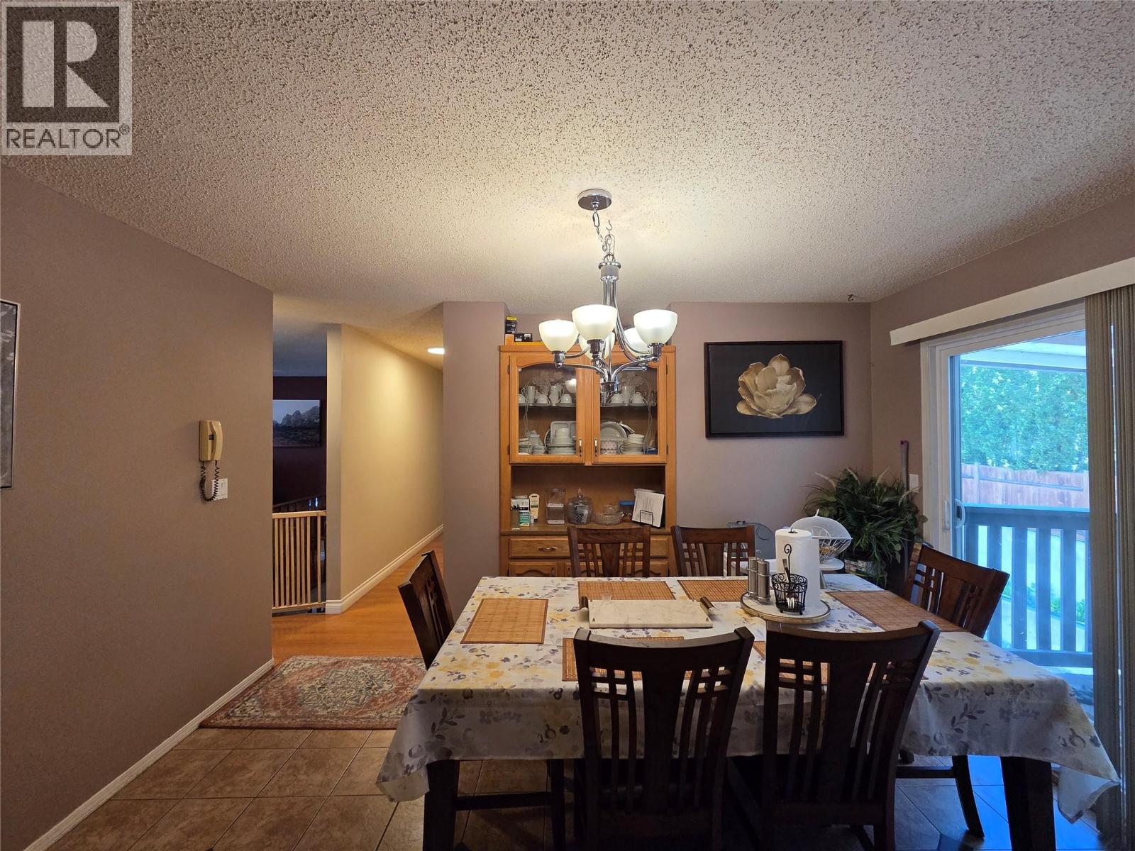 2724 Dafoe Street - 13
