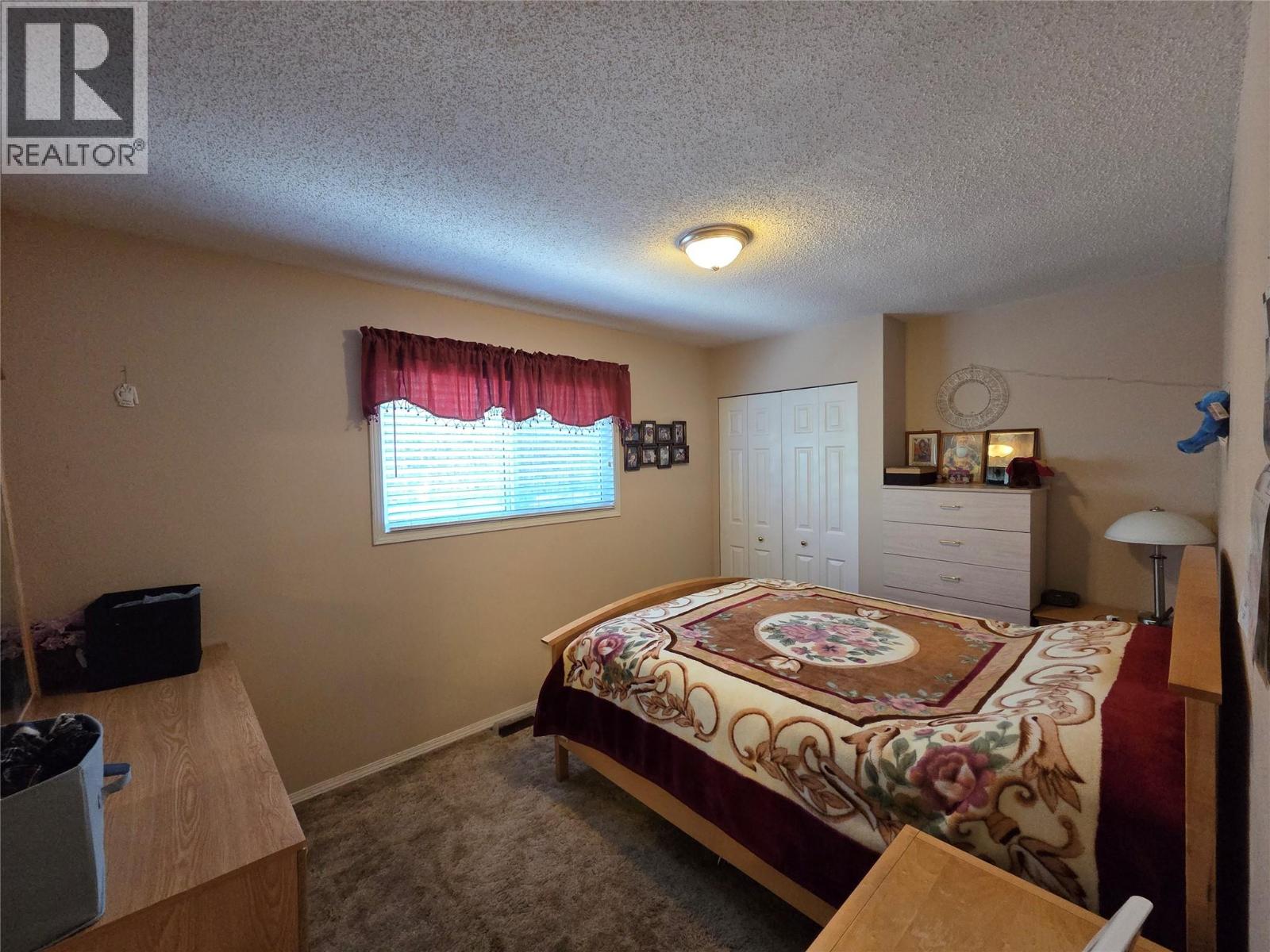2724 Dafoe Street - 17