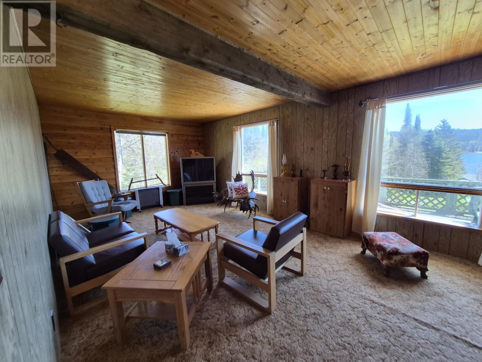 8 Jackfish Lake Road N - 37