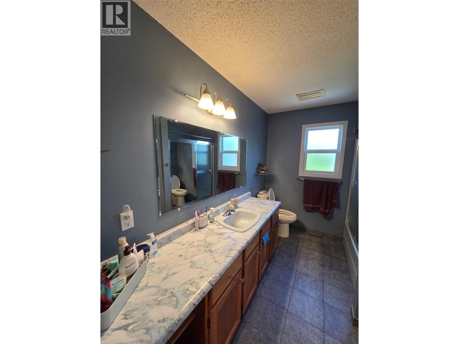 2724 Dafoe Street - 20