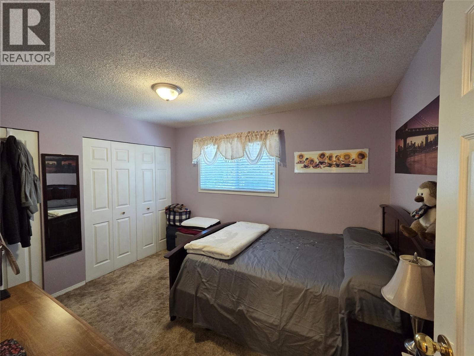 2724 Dafoe Street - 18