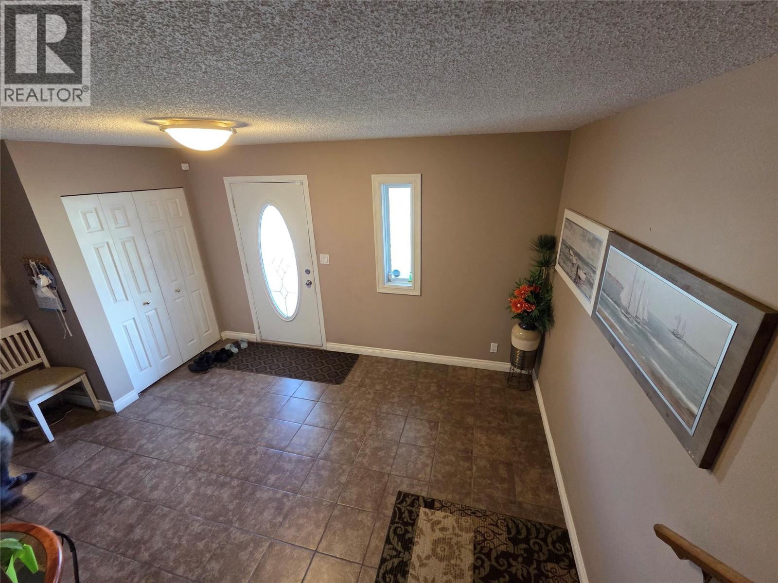 2724 Dafoe Street - 7