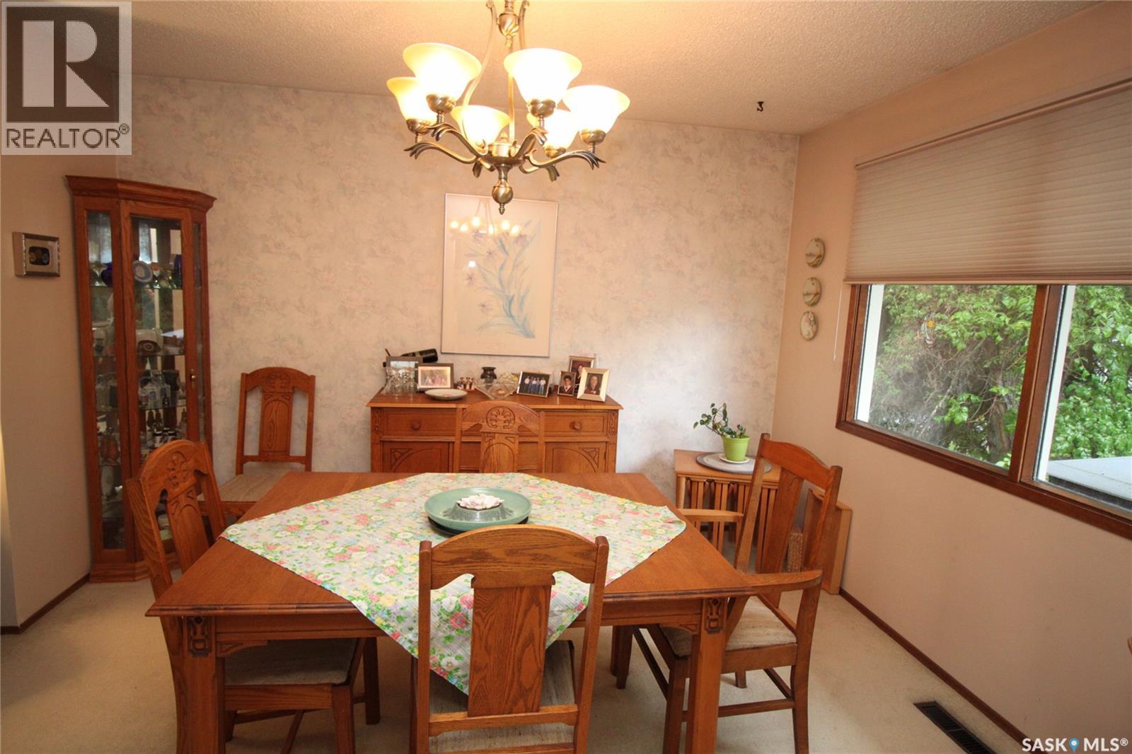 755 Trent CRESCENT — photo 8