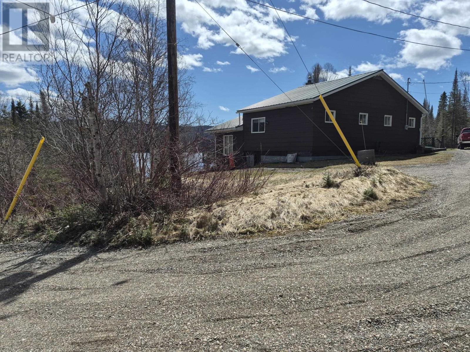 8 Jackfish Lake Road N - 3