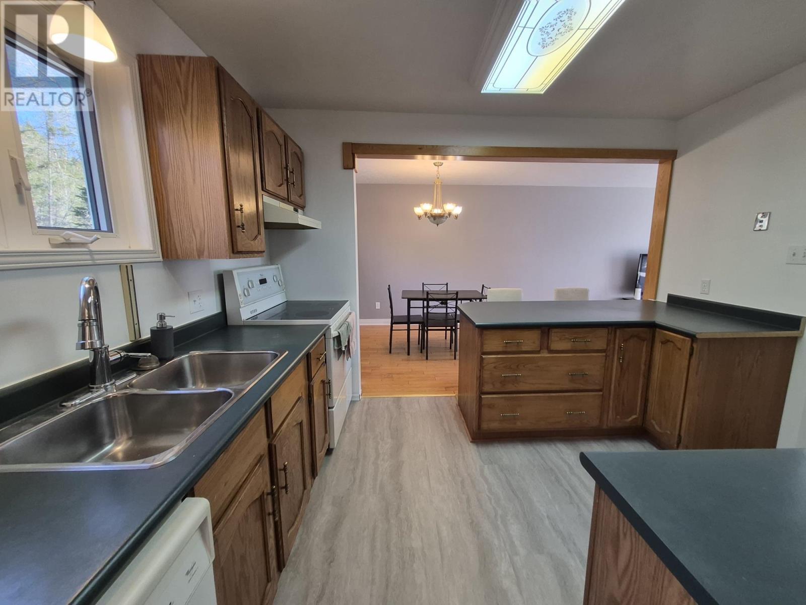 59 Hemlo Drive - 14