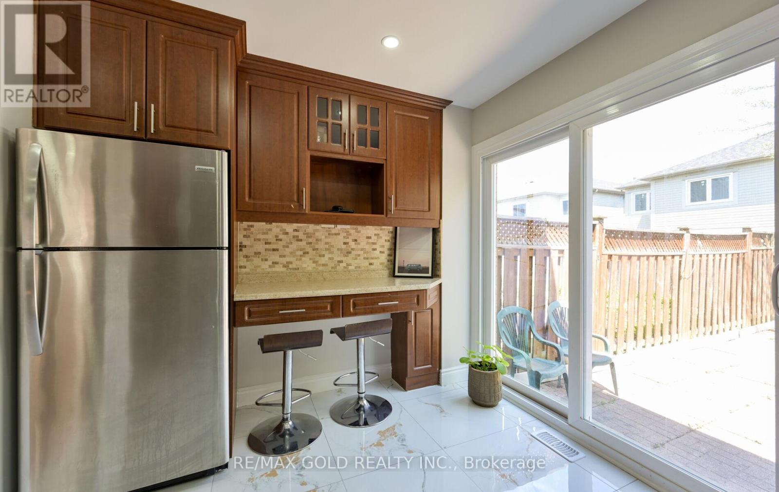 171 FERNFOREST DRIVE - 14