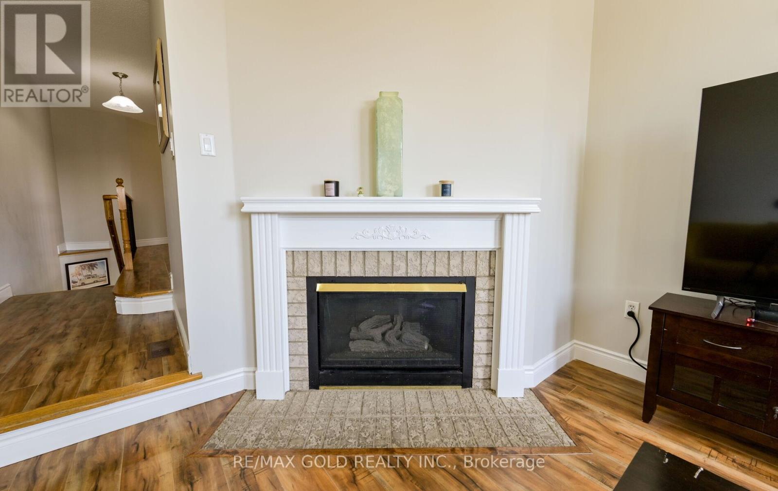 171 FERNFOREST DRIVE - 19