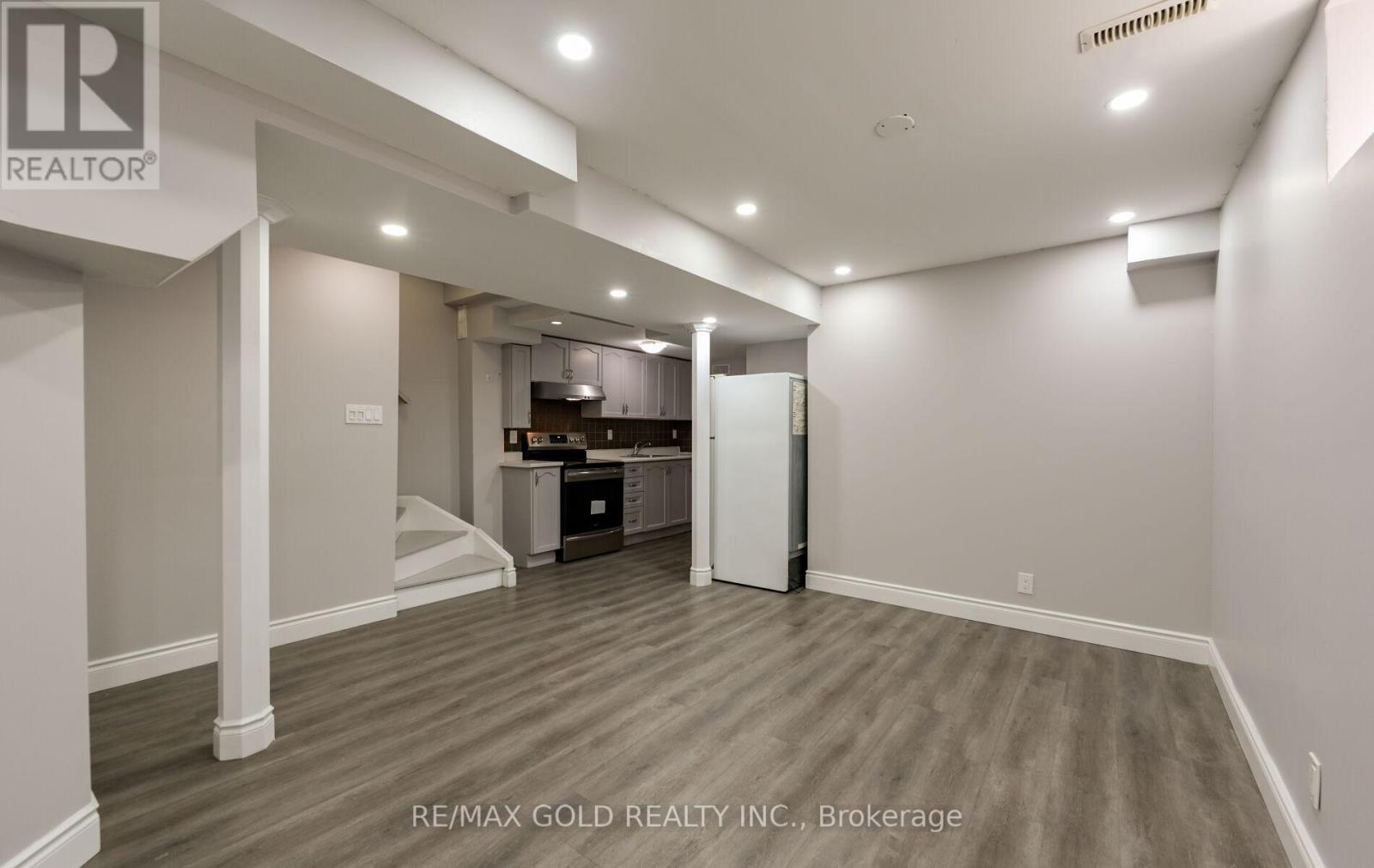 171 FERNFOREST DRIVE - 32